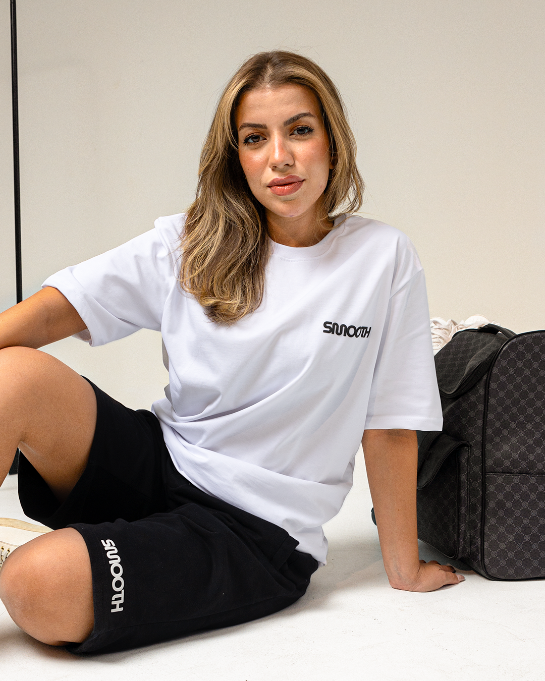 Smooth Oversize Unisex Tee